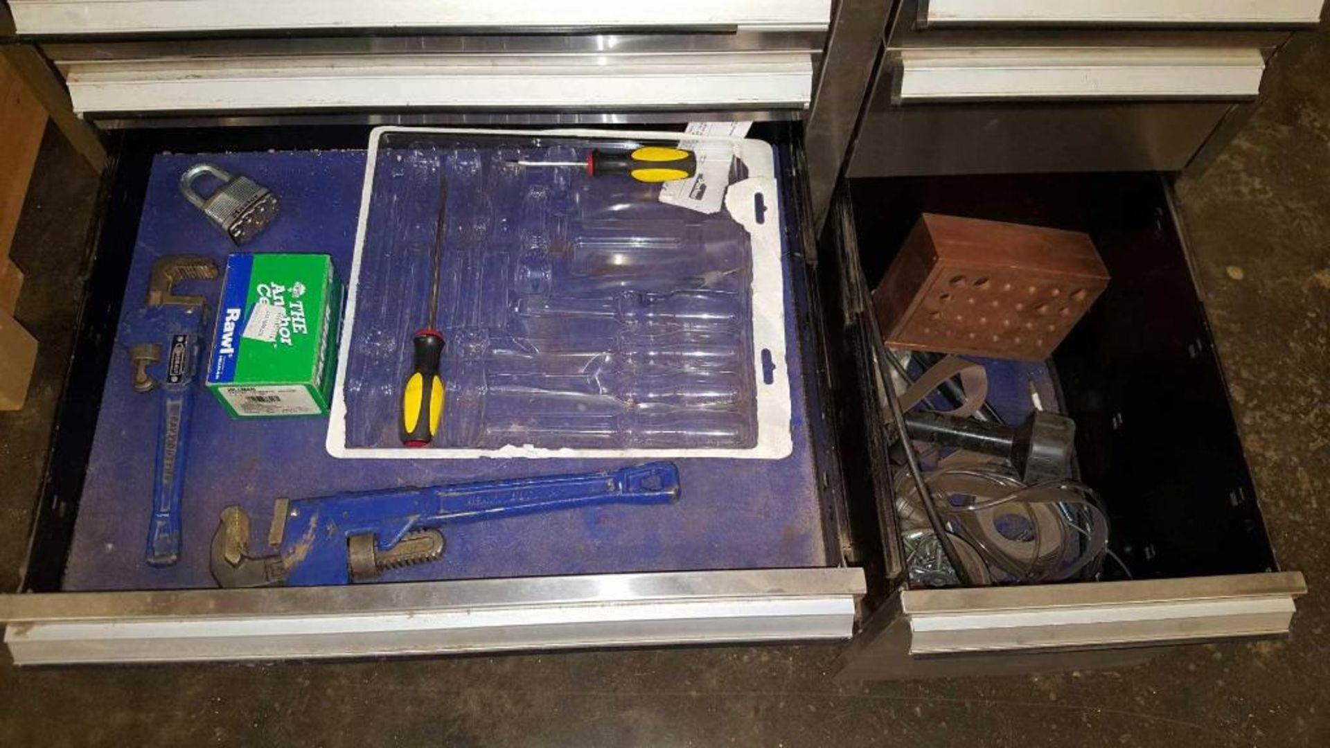 Portable S.S.tool box, 11 drawers, with contents of tools - Image 6 of 8