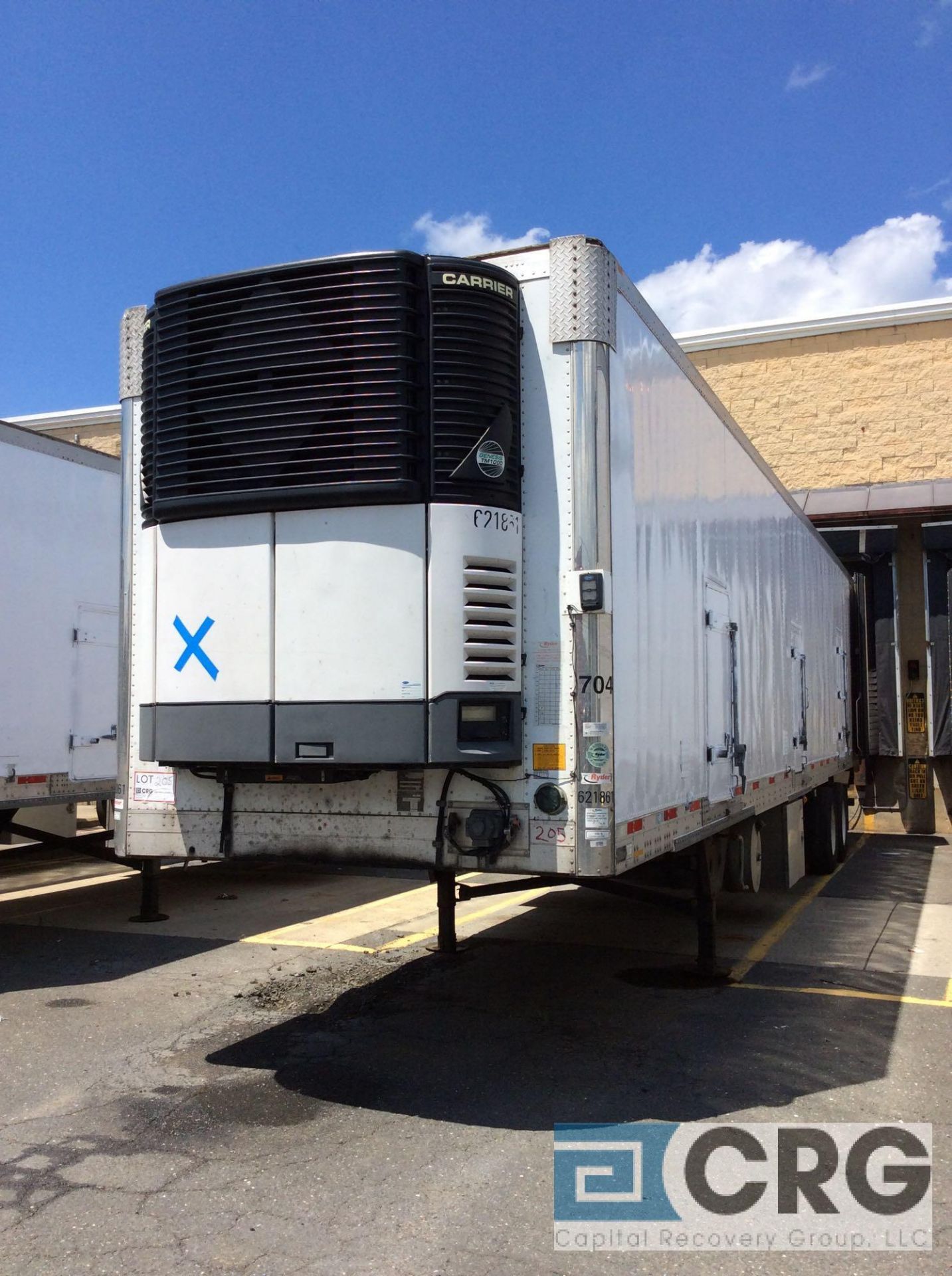 2010 Utility Multi Temp Refrigerated Semi Trailer - 45 Long, 102" wide, Carrier Genesis TM1000, - Image 2 of 7