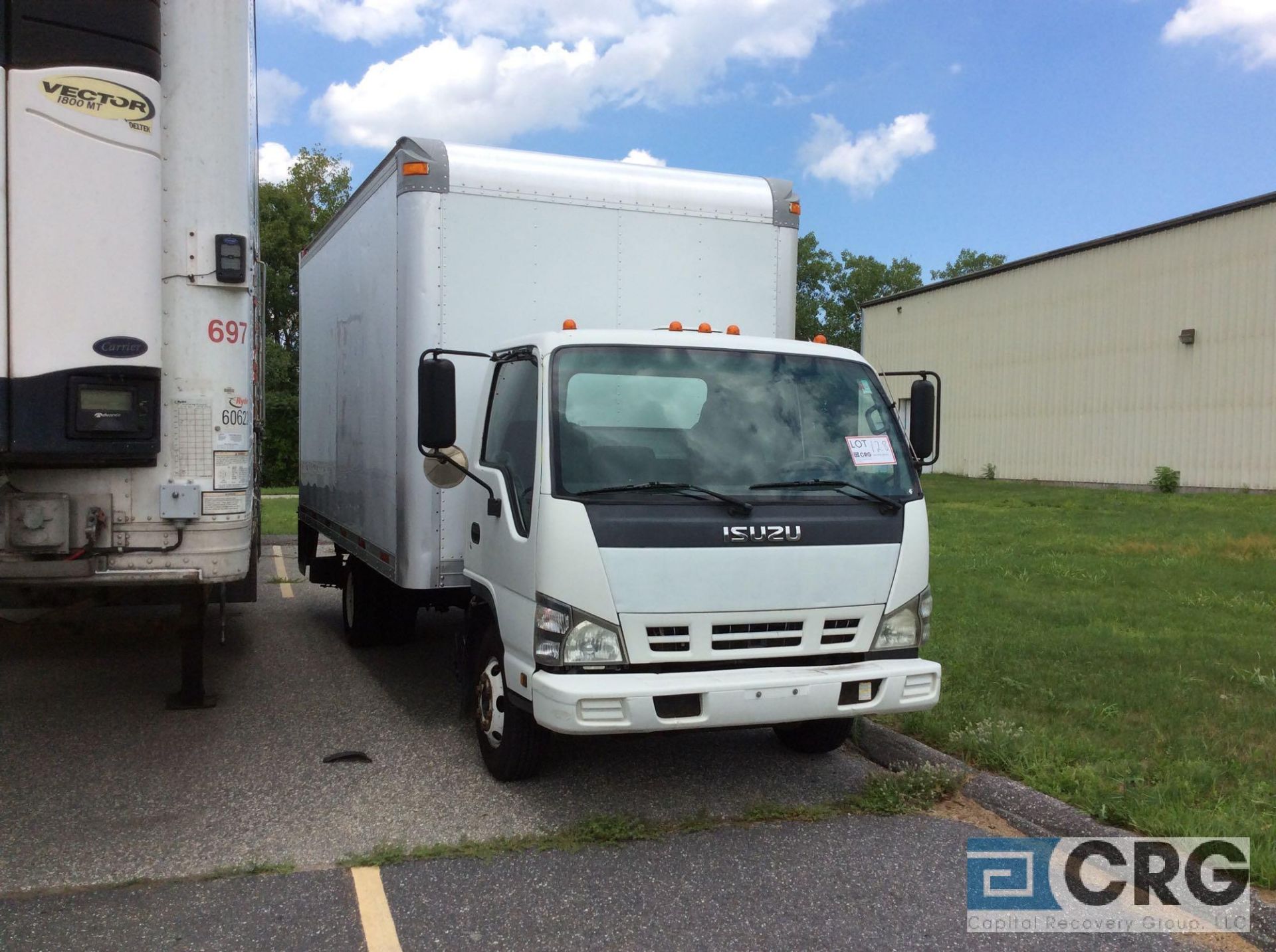 2007 Isuzu NPR 14,500 lb GVWR, auto transmission, 16' aluminum van body, roll up rear door, 253, - Image 2 of 4