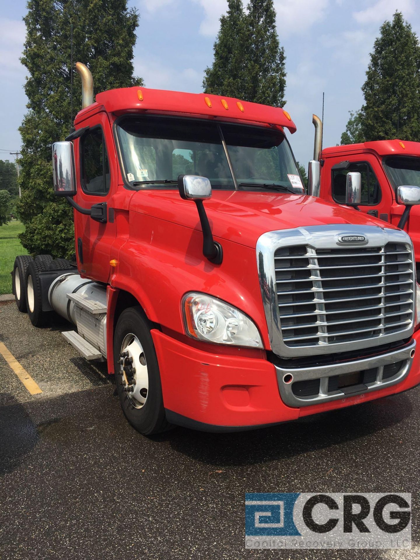 2012 Freightliner Cascadia 125 Tandem Axle Day Cab Tractor, 1FUJGEBG4CSBP0504, 199" wheelbase, - Image 3 of 7