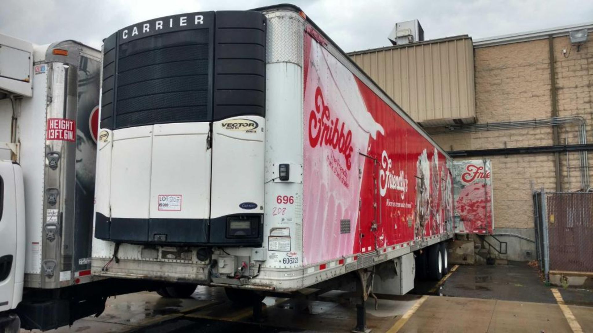 2009 Great Dane Multi Temp Refrigerated Semi Trailer - 45 Long, 102" wide, Carrier Vector 1800MT