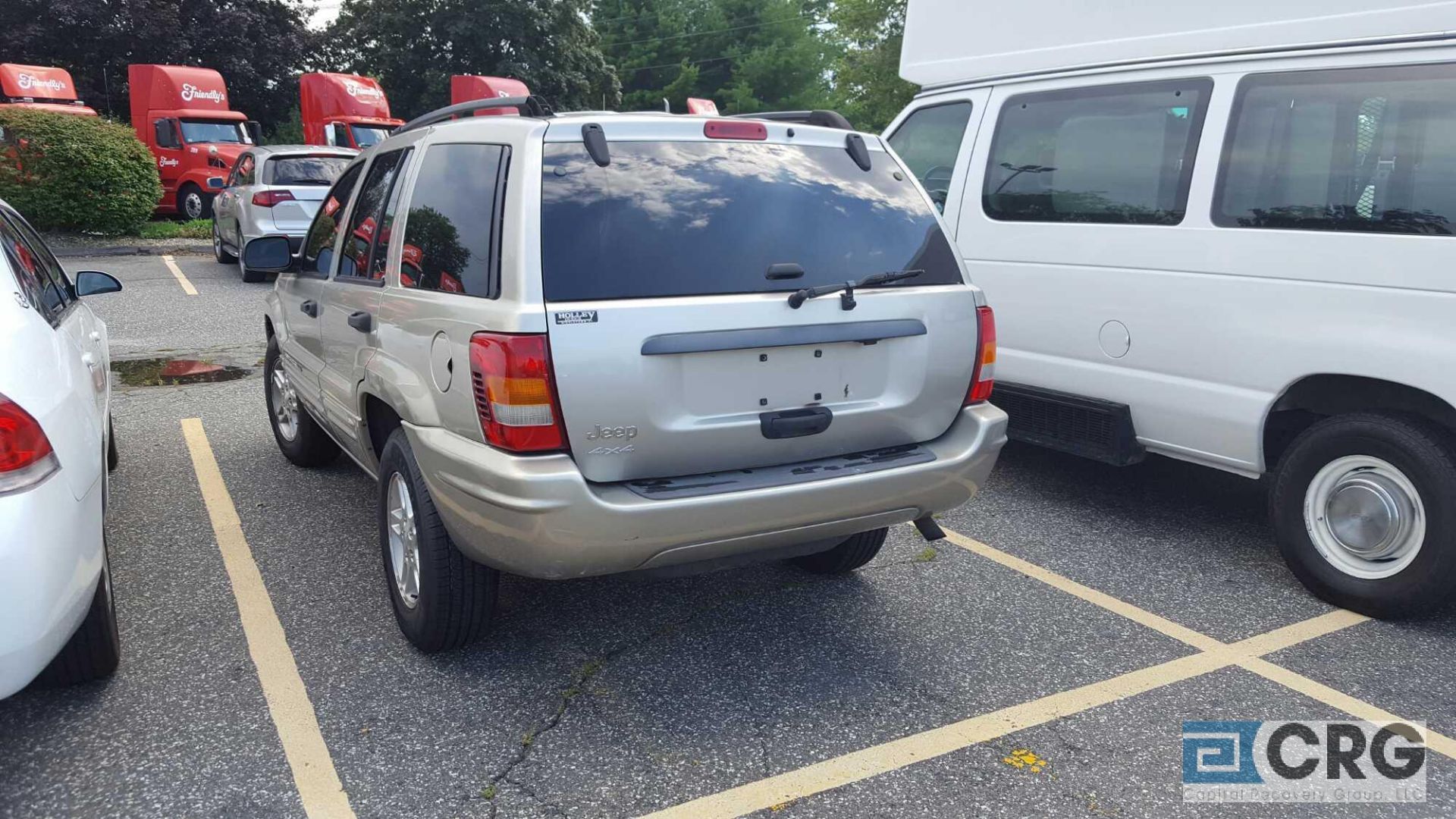 2004 Jeep Grand Cherokee 4 x 4, automatic transmission, AC, AM/FM CD/Cassette stereo, power - Image 4 of 6