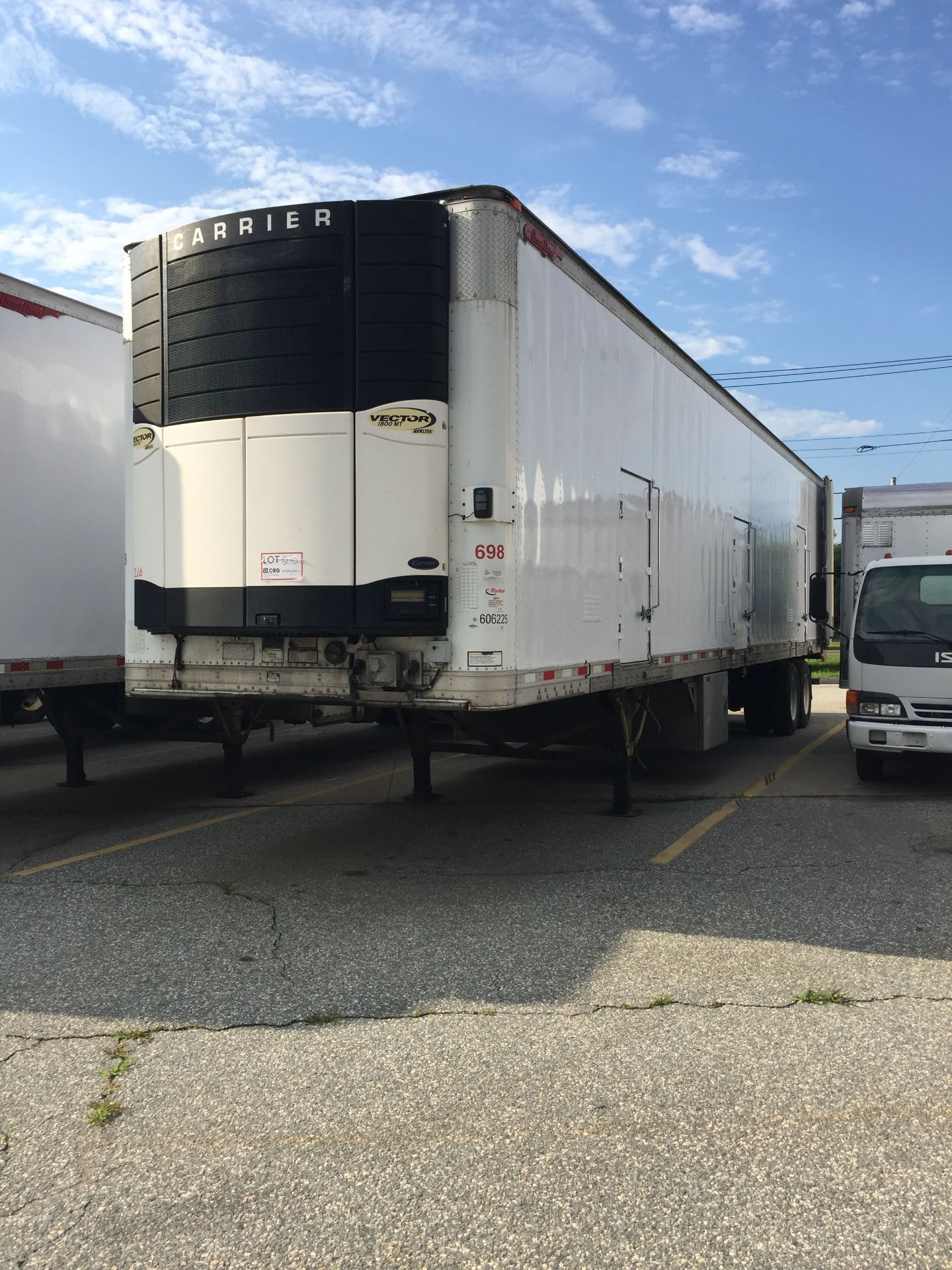 2009 Great Dane Multi Temp Refrigerated Semi Trailer - 45 Long, 102" wide, Carrier Vector 1800MT