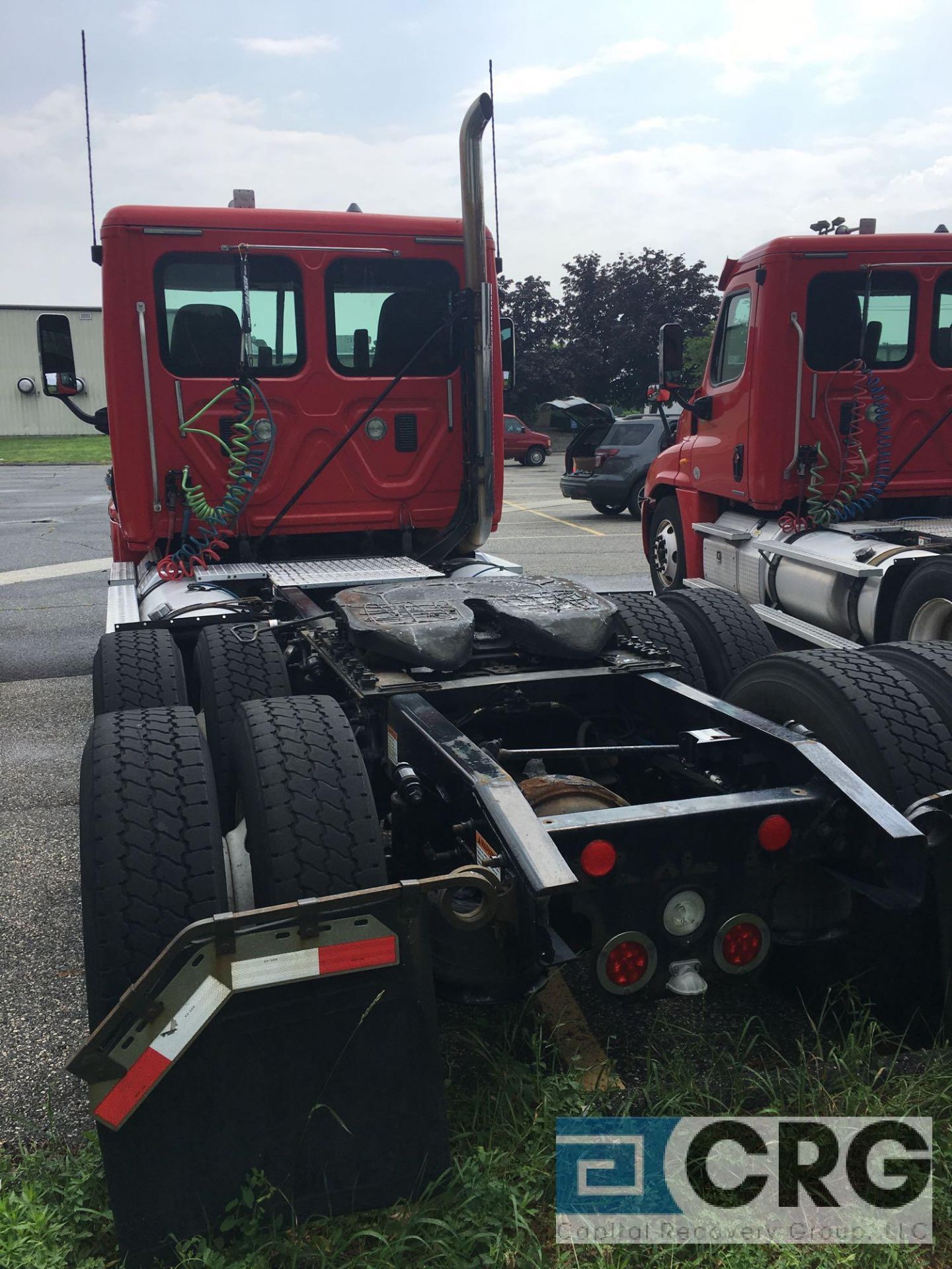 2012 Freightliner Cascadia 125 Tandem Axle Day Cab Tractor, 1FUJGEBG2CSBP0503, 199" wheelbase, - Image 4 of 7