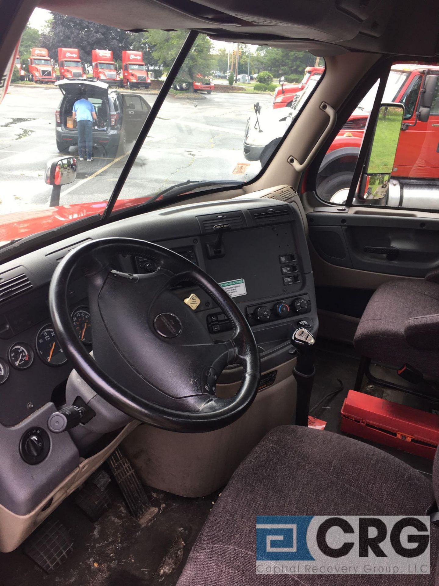 2012 Freightliner Cascadia 125 Tandem Axle Day Cab Tractor, 1FUJGEBG9CSBP0501, 199" wheelbase, - Image 6 of 7