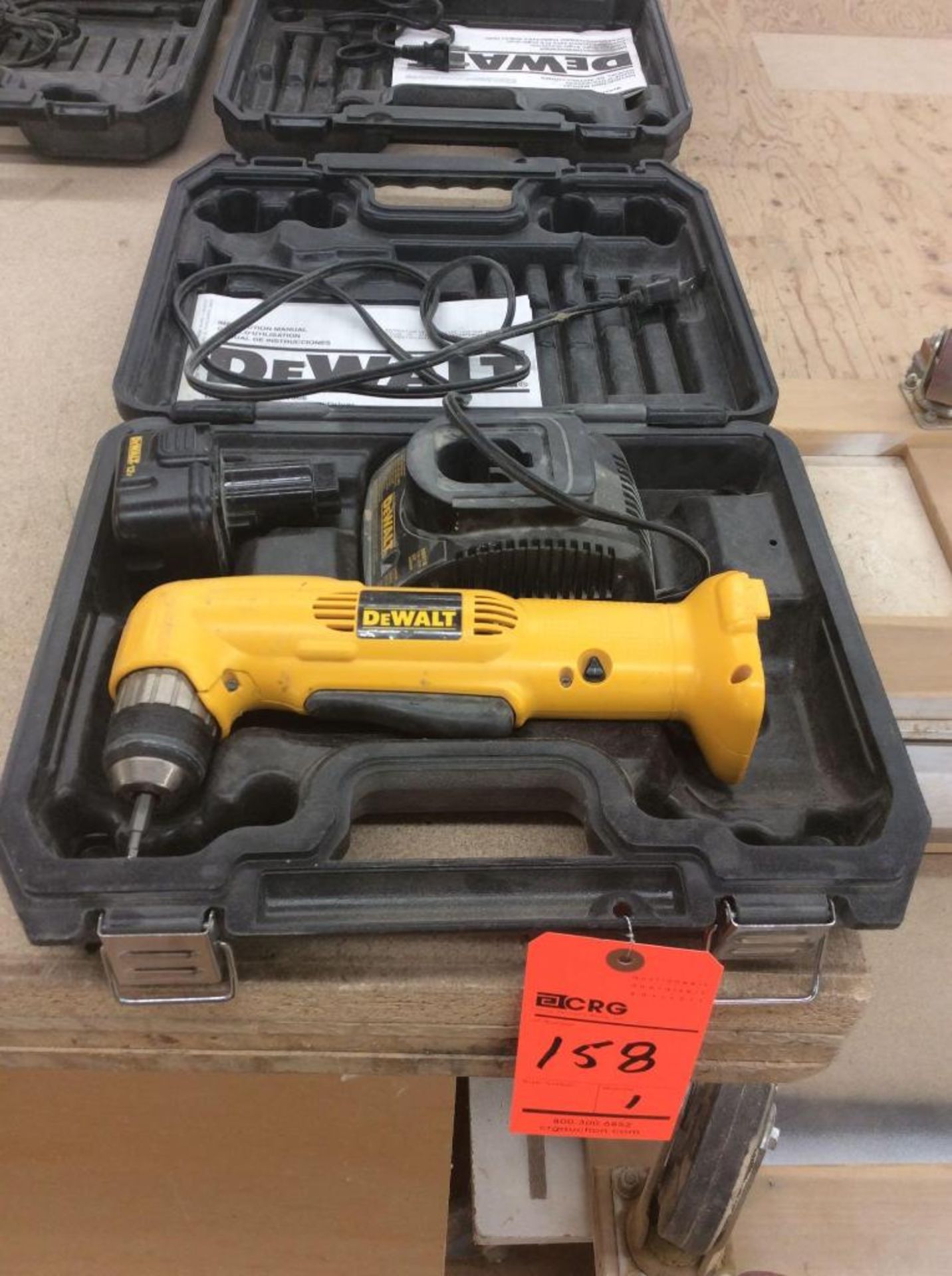 Dewalt 12 volt 3/8" cordless right angle drill mn DW965 with case