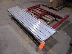 Lot Werner scaffolding, (4) 5' uprights, and (1) 7' plank