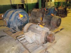 Lot of (4) assorted Nash vacuum pumps, (3) assorted motors: (1) 250 hp, (1) 100 hp, and (1) 75 hp