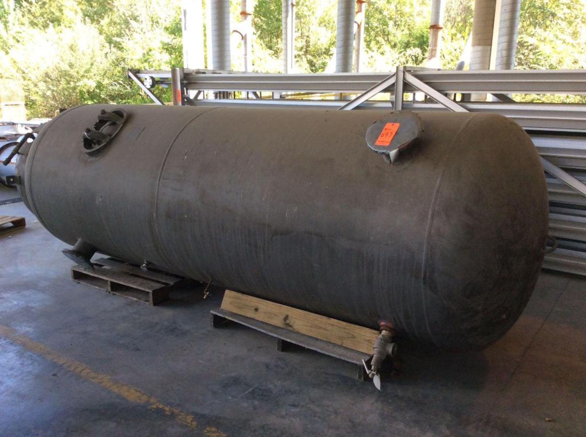 Approx 14' high vertical storage tank, 1550 gross gal capacity, mawp 150 psig @ 400, built in 2005