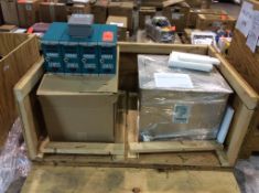 Crest ultrasonic cleaner, mn 4G-500-6T, (NEW IN CRATE)