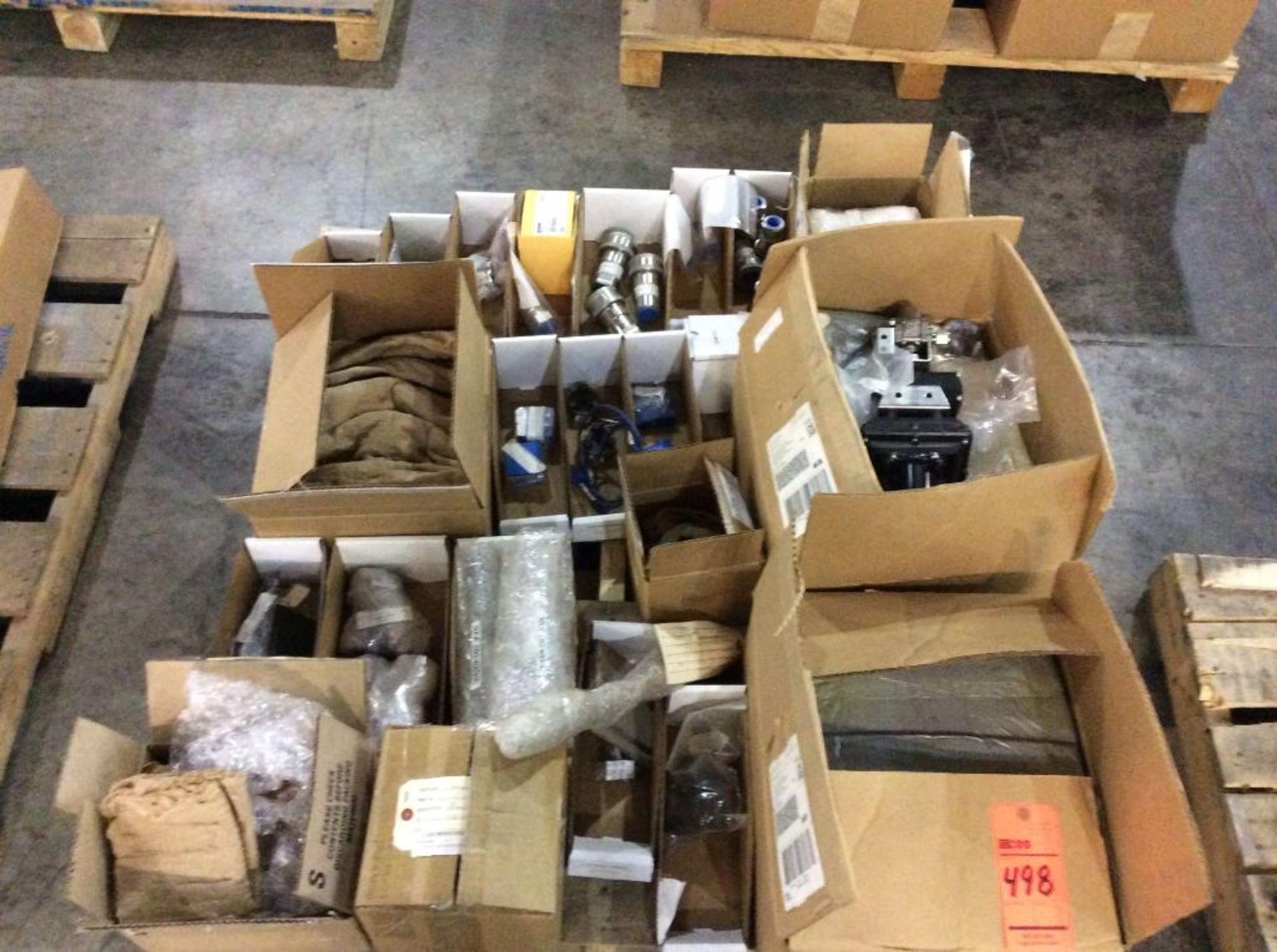 Lot of asst fittings, contents of 1 skid