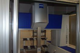 Zeiss Prismo Navigator CMM machine, mn MASS-7/9/5-S-ACC, pn 622916-9851-050, sn 137267, with