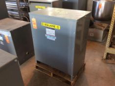 Square D 3 phase general purpose transformer, mn 30T2373HCUNV, 30 kva, 480 hv