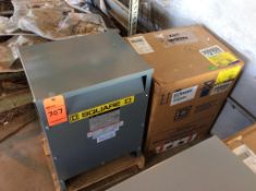 Square D 3 phase general purpose transformer, mn EE15T151HCT, 15 kva, 480 hv (NEW ON SKID)