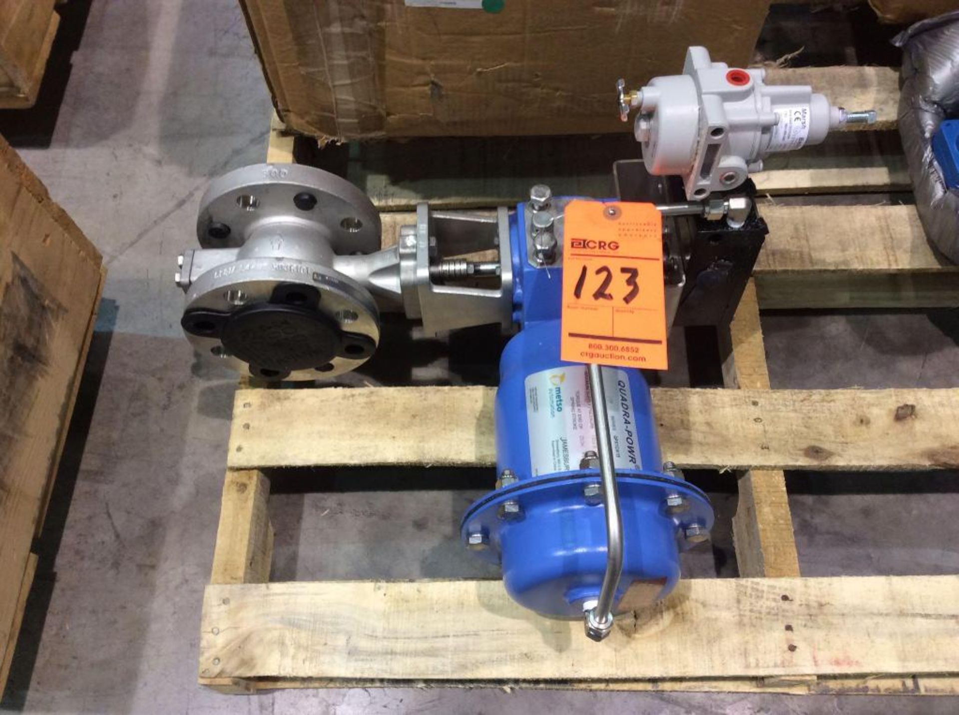 Metso Automation Quadra Powr 2" electronic ball valve, 100 max psi (NEW IN BOX) - Image 2 of 3