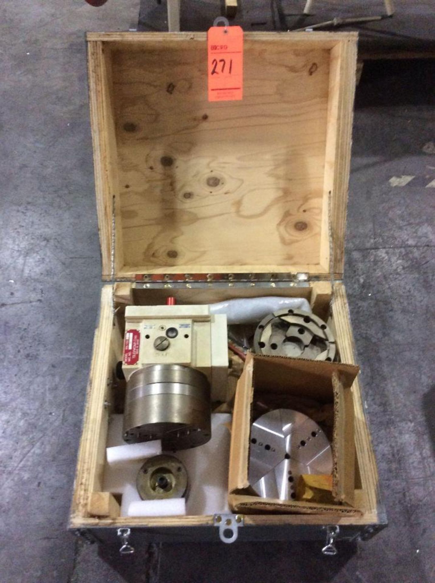 Tsudakoma rotary 4th axis, mn RN-150 R2 with spare chuck and storage box