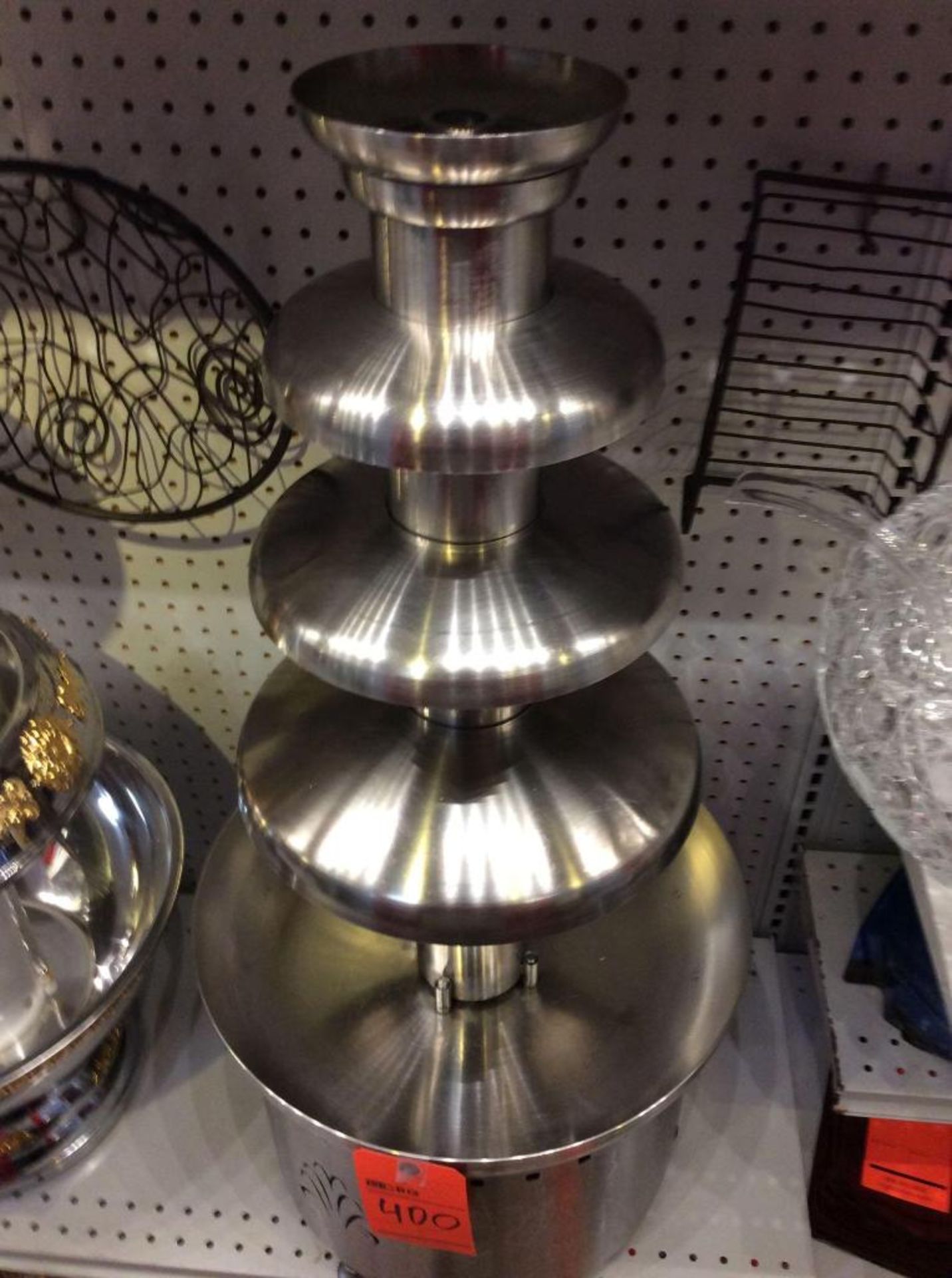 Stainless steel chocolate fountain comes with 30 pounds of chocolate, needs 15 pounds to operate - Image 2 of 4