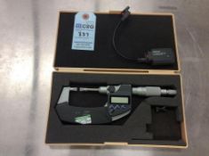 Mitutoyo digital 0-1" blade micrometer, mn 422-371 with case