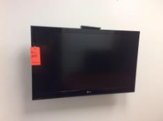 42" LG flatscreen tv