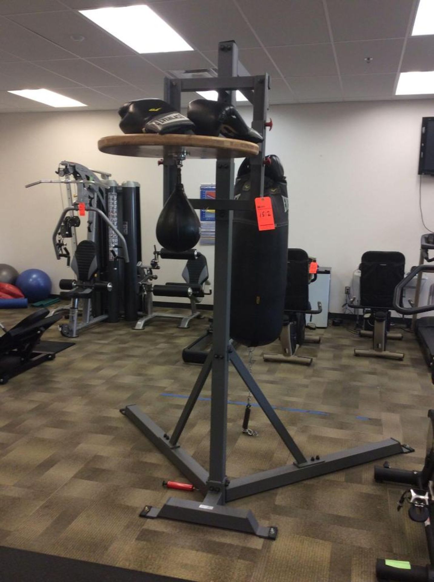 X-MARK combination speed bag and heavy bag stand with 2 sets of gloves - Image 2 of 2