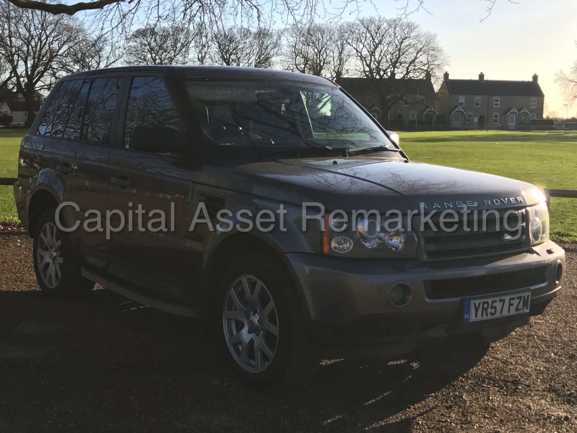 RANGE ROVER SPORT 'HSE' (2008 MODEL) 'TDV6 - AUTO - LEATHER - SAT NAV - DVD' *FULLY LOADED* (NO VAT) - Image 8 of 36