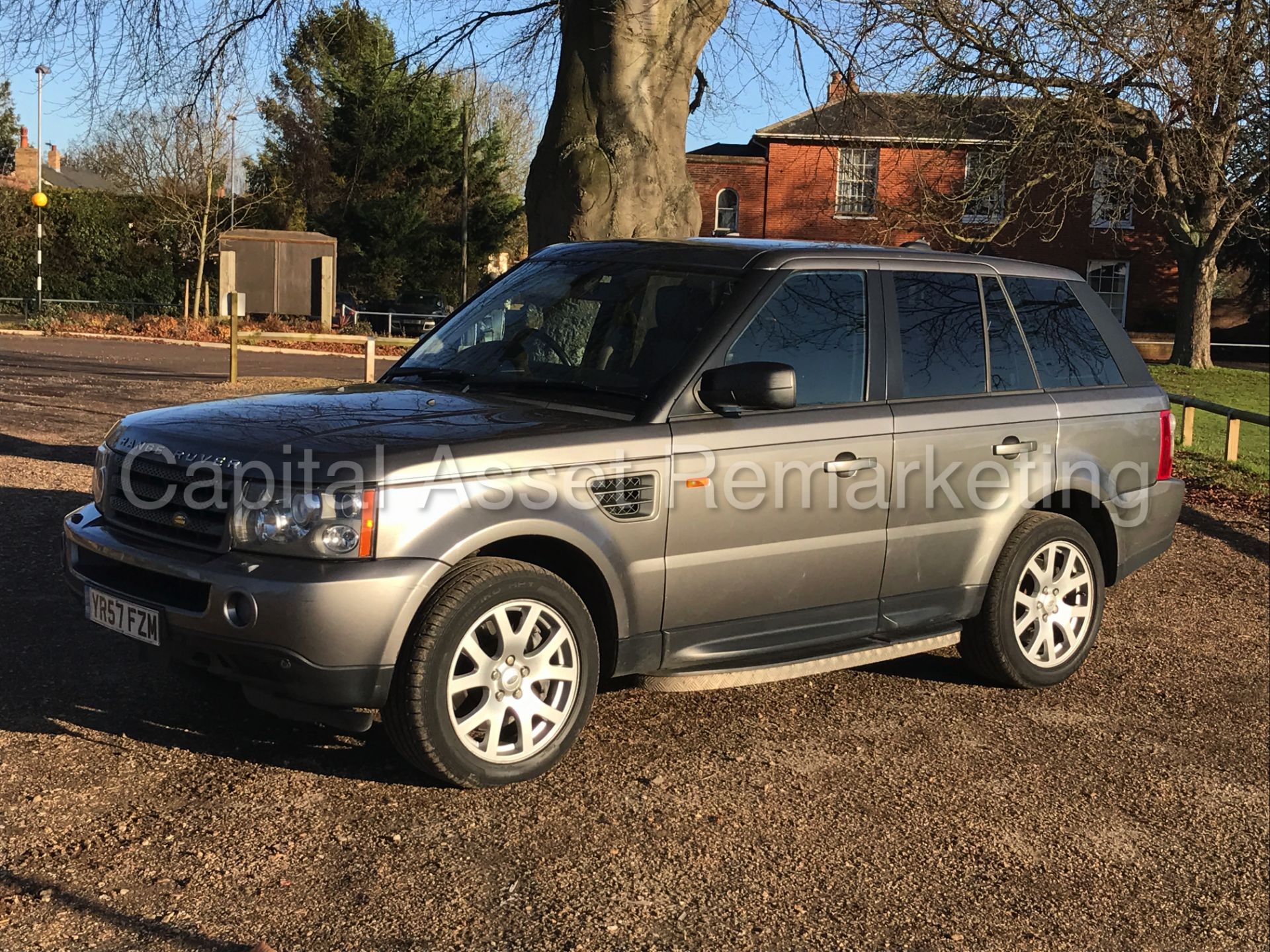 RANGE ROVER SPORT 'HSE' (2008 MODEL) 'TDV6 - AUTO - LEATHER - SAT NAV - DVD' *FULLY LOADED* (NO VAT) - Image 4 of 36