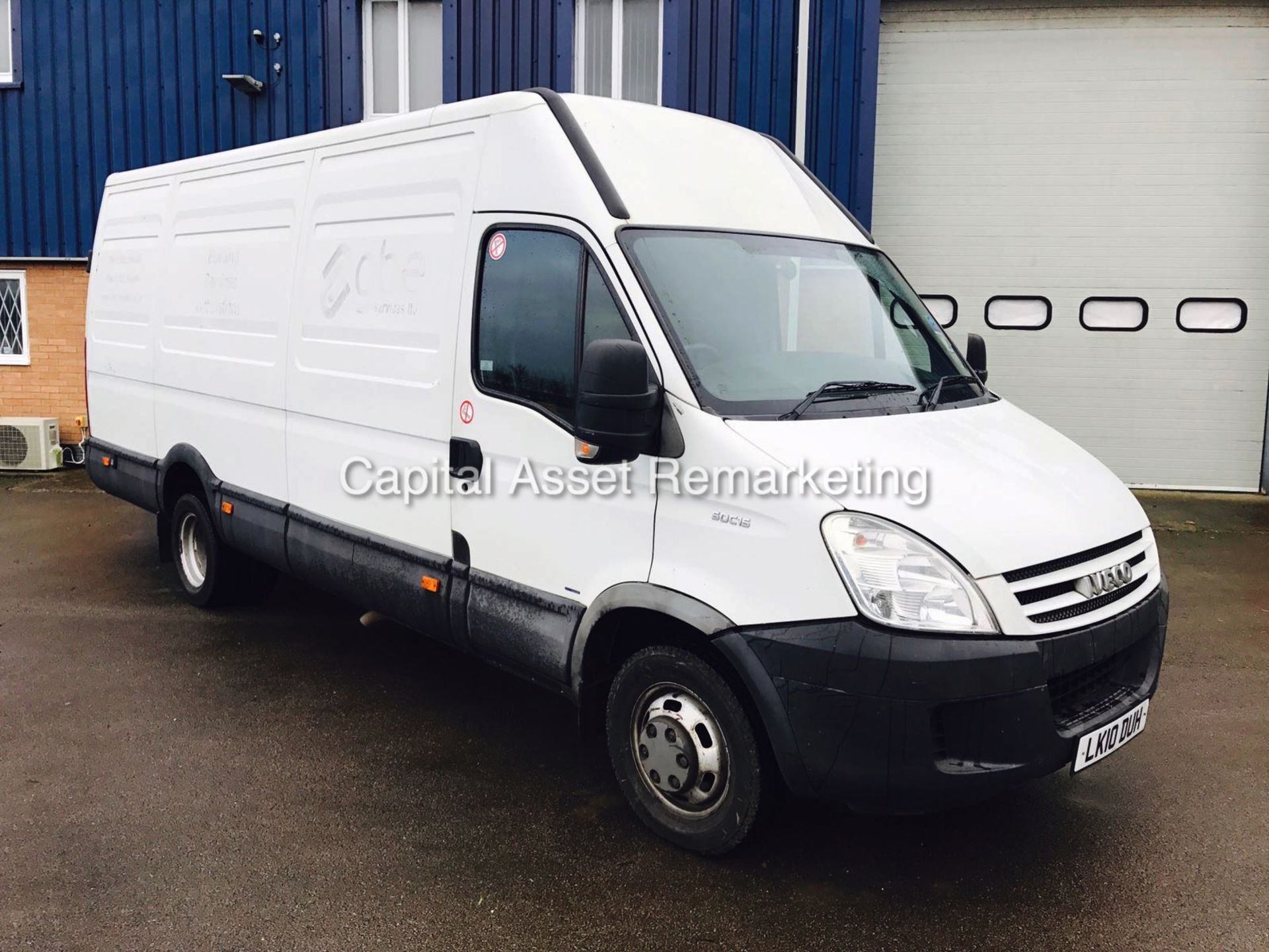 IVECO DAILY 3.0 TD (150 BHP) LONG WHEEL BASE - TWIN REAR WHEELER - (10 REG) LOW MILES - LOOK!!!