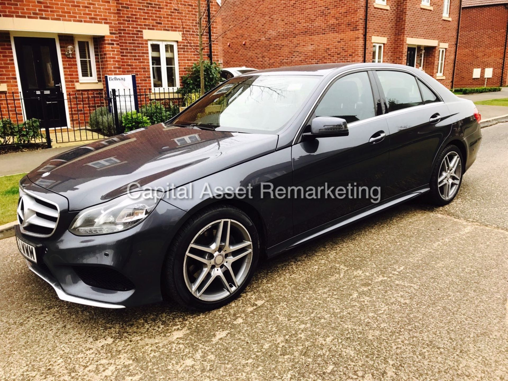 MERCEDES E220 CDI "AMG SPORT - AUTO" (2014 MODEL) - SAT NAV - MASSIVE SPEC - LEATHER - 1 OWNER -LOOK