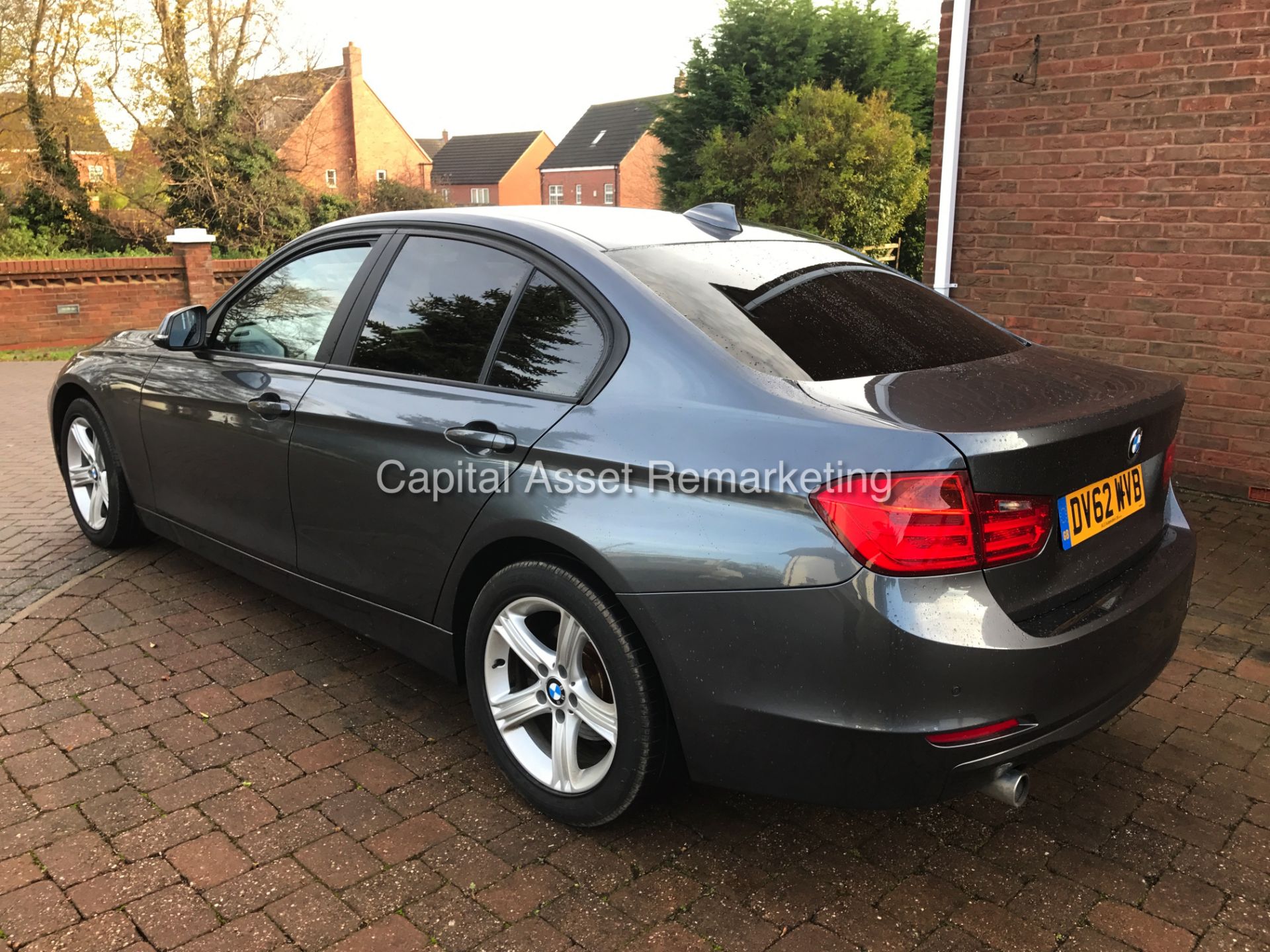 ON SALE BMW 320d 'SPECIAL EQUIPMENT' (2013 MODEL) 'STOP / START-1 OWNER- FULL MAIN DEALER HISTORY' - Image 8 of 23