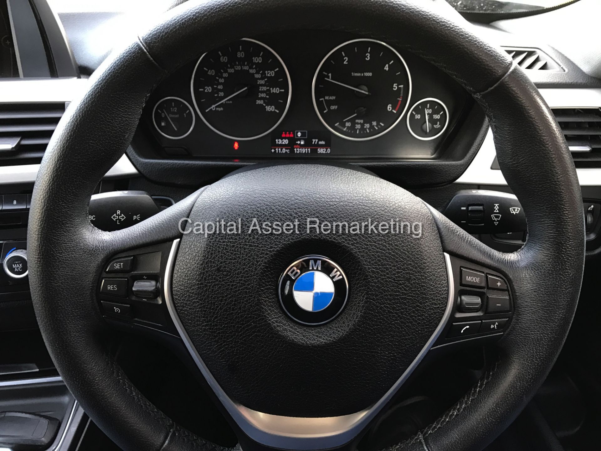 ON SALE BMW 320d 'SPECIAL EQUIPMENT' (2013 MODEL) 'STOP / START-1 OWNER- FULL MAIN DEALER HISTORY' - Image 19 of 23