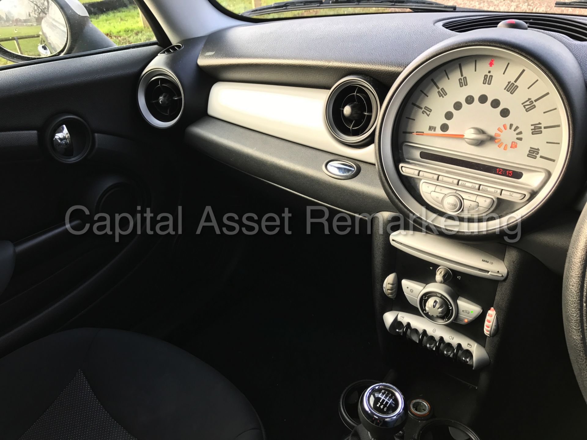 MINI 'FIRST EDITION' (2010) '3 DOOR HATCHBACK' *1 OWNER - FULL HISTORY - LOW MILES* (60MPG+) - Image 18 of 22