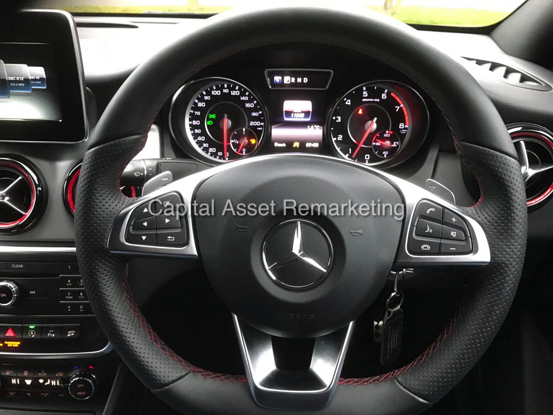 MERCEDES CLA 45"AMG' TURBO 4 MATIC (2016) 1 OWNER - MONSTER SPEC - SAT NAV - DYNAMIC PACK - WOW!! - Bild 20 aus 27