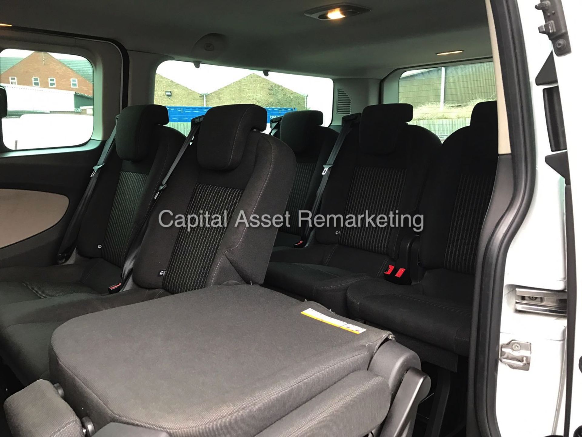 FORD TOURNEO "ZETEC" (14 REG) LWB 9 SEATER - AIR CON - ELEC PACK - 1 OWNER - FSH - FULLY LOADED !!! - Bild 13 aus 15