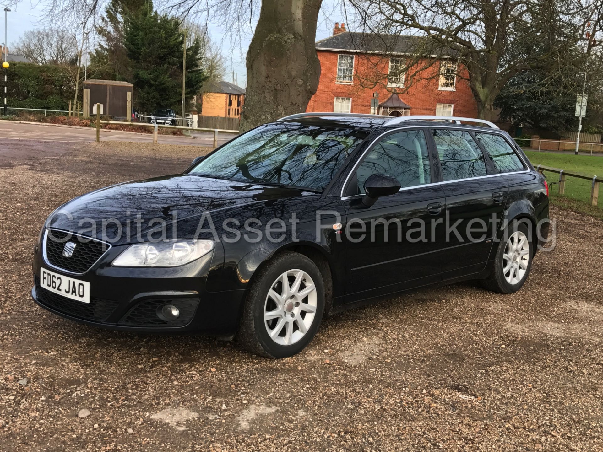 SEAT EXEO ESTATE 'ECOMOTIVE - SE TECH' (2013 MODEL) '2.0 TDI - 6 SPEED - LEATHER - SAT NAV' *LOOK* - Image 5 of 29