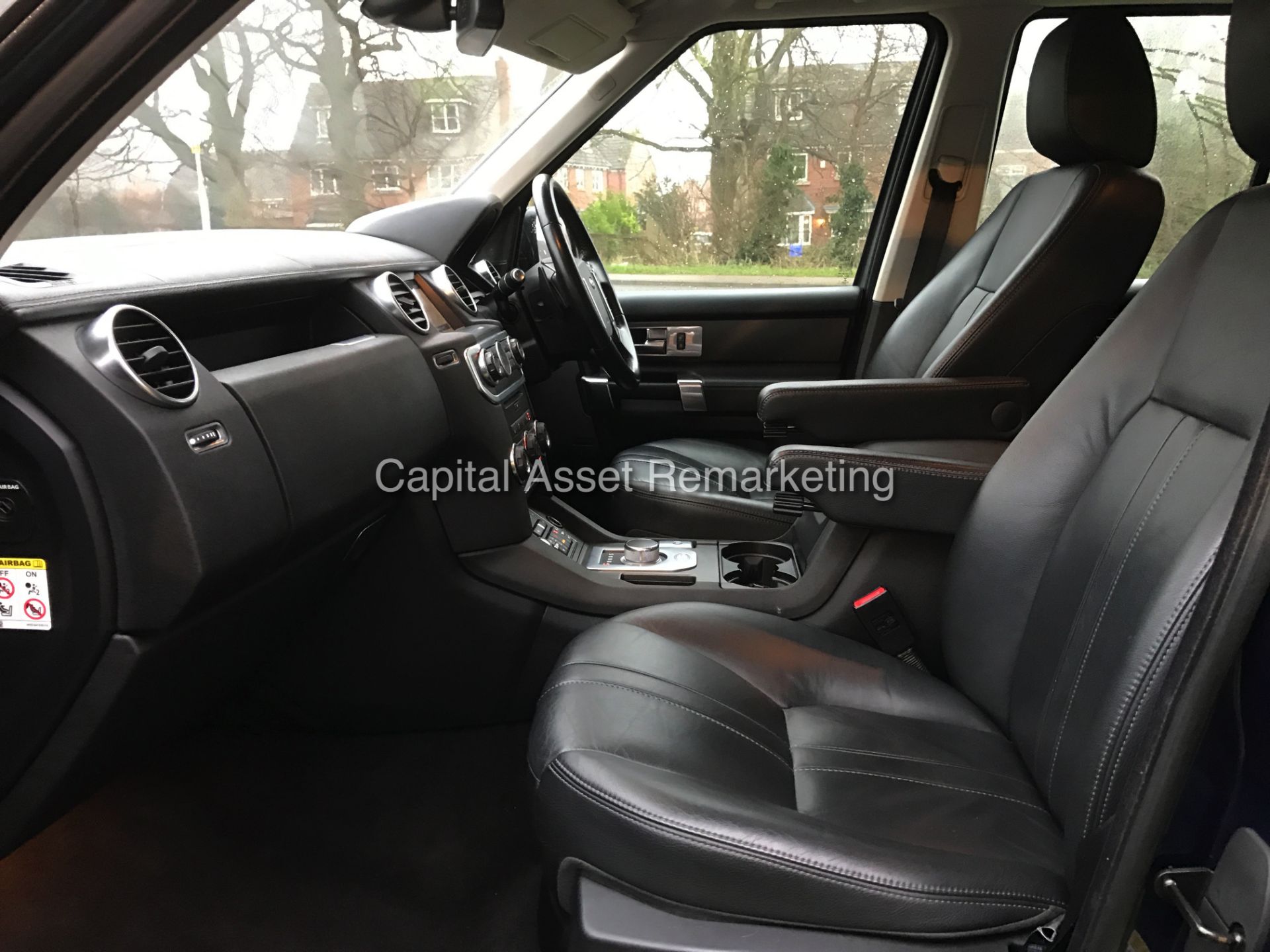 LANDROVER DISCOVERY 3.0 "SDV6 - XS" AUTO (2013 MODEL) 1 OWNER - LOW MILES / FSH - NAV - LEATHER - Image 12 of 21