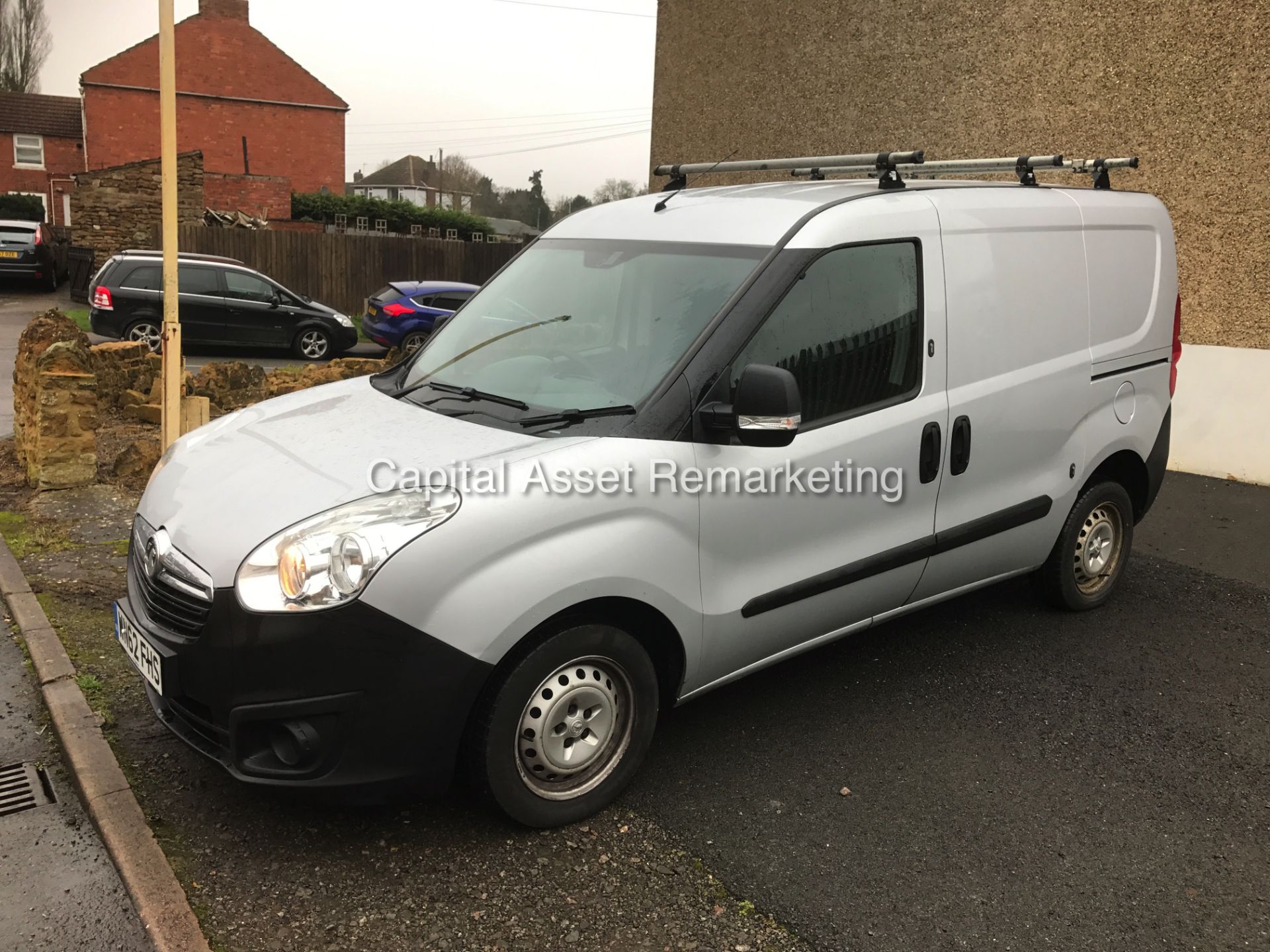 ON SALE VAUXHALL COMBO 1.3CDTI (90) START / STOP - (2013) MODEL SILVER - PARK ASSIST -ELECTRIC PACK - Bild 3 aus 12