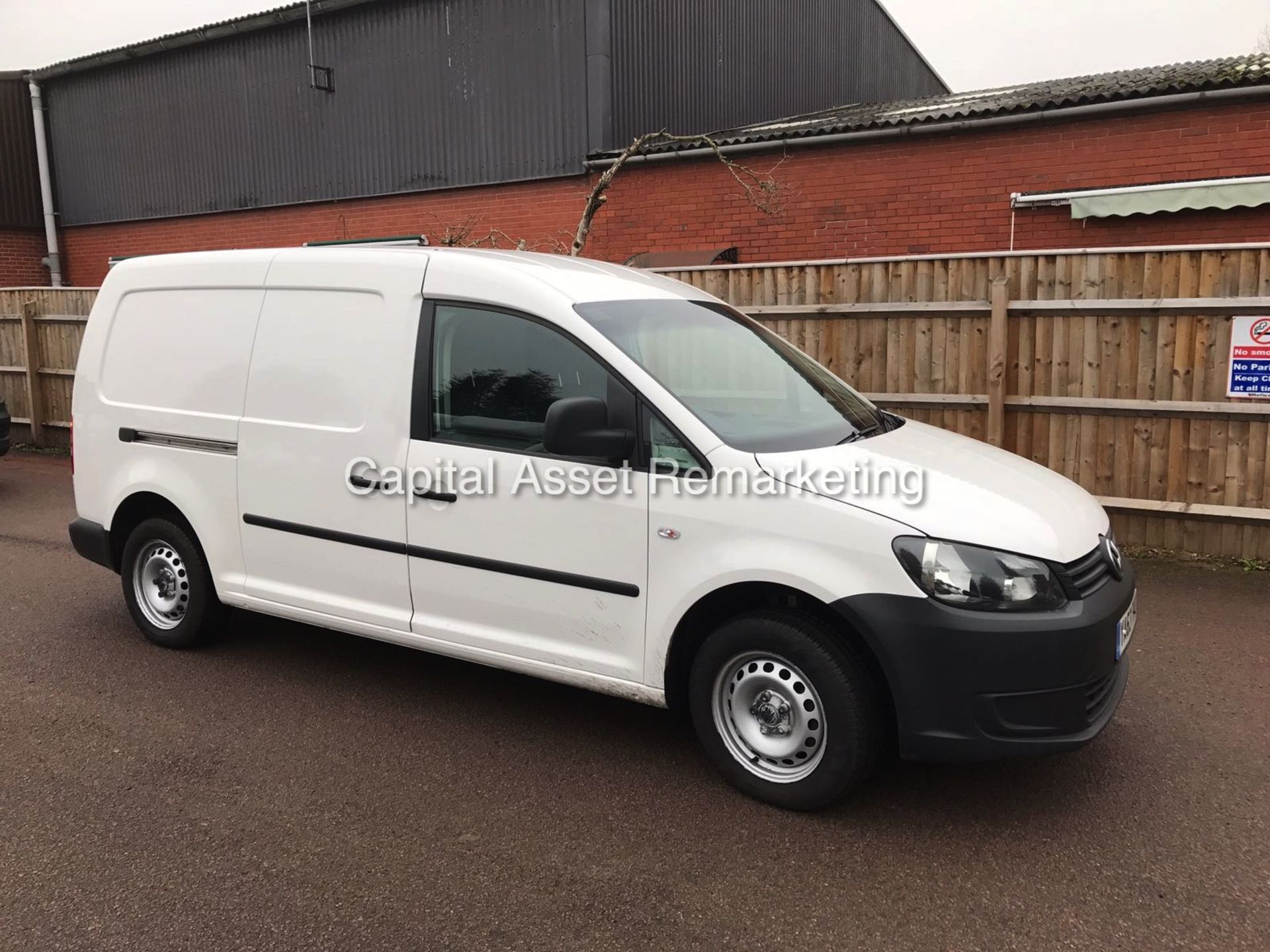 VOLKSWAGEN CADDY 1.6TDI "MAXI LWB" 1 OWNER - FSH (2014 YEAR) TWIN SIDE LOADING DOOR - ELEC PACK