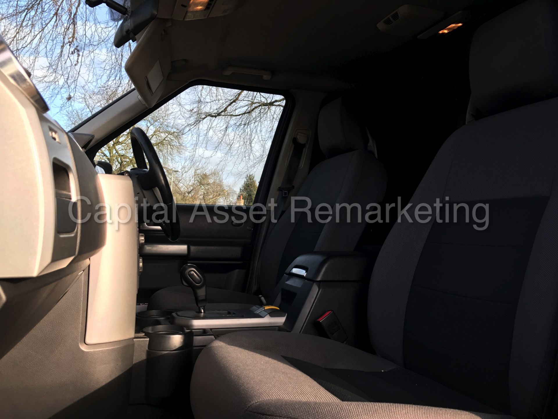 (On Sale) LAND ROVER DISCOVERY 3 'COMMERCIAL' (2009 - 09 REG) '2.7 TDV6 - AUTO TIP TRONIC' *RARE* - Bild 24 aus 26