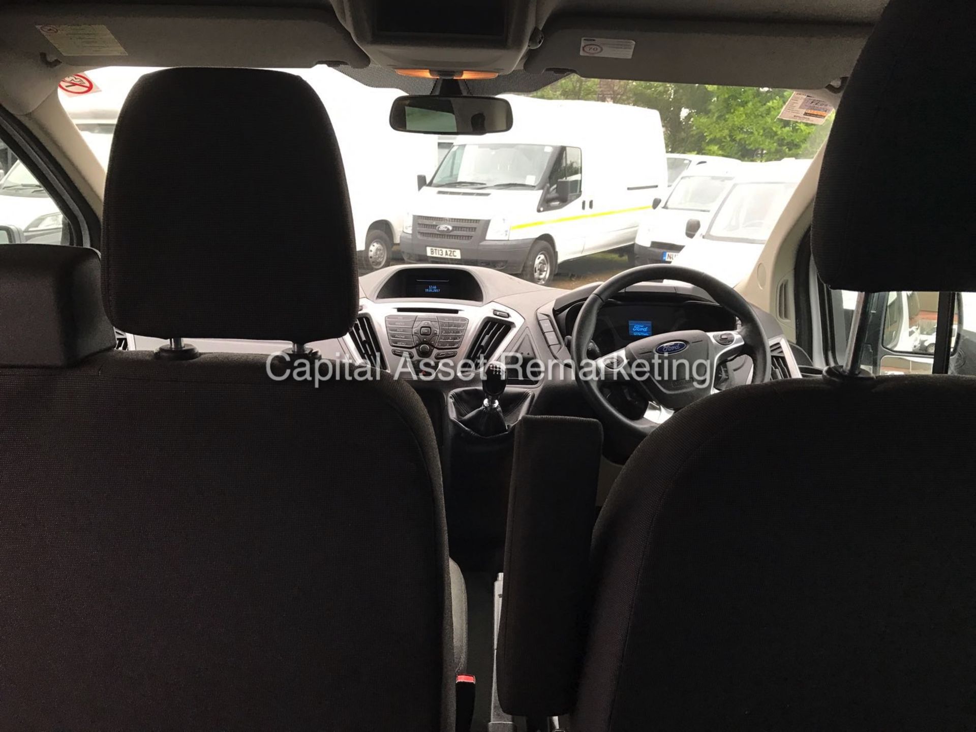 FORD TOURNEO "ZETEC" (14 REG) LWB 9 SEATER - AIR CON - ELEC PACK - 1 OWNER - FSH - FULLY LOADED !!! - Bild 11 aus 15