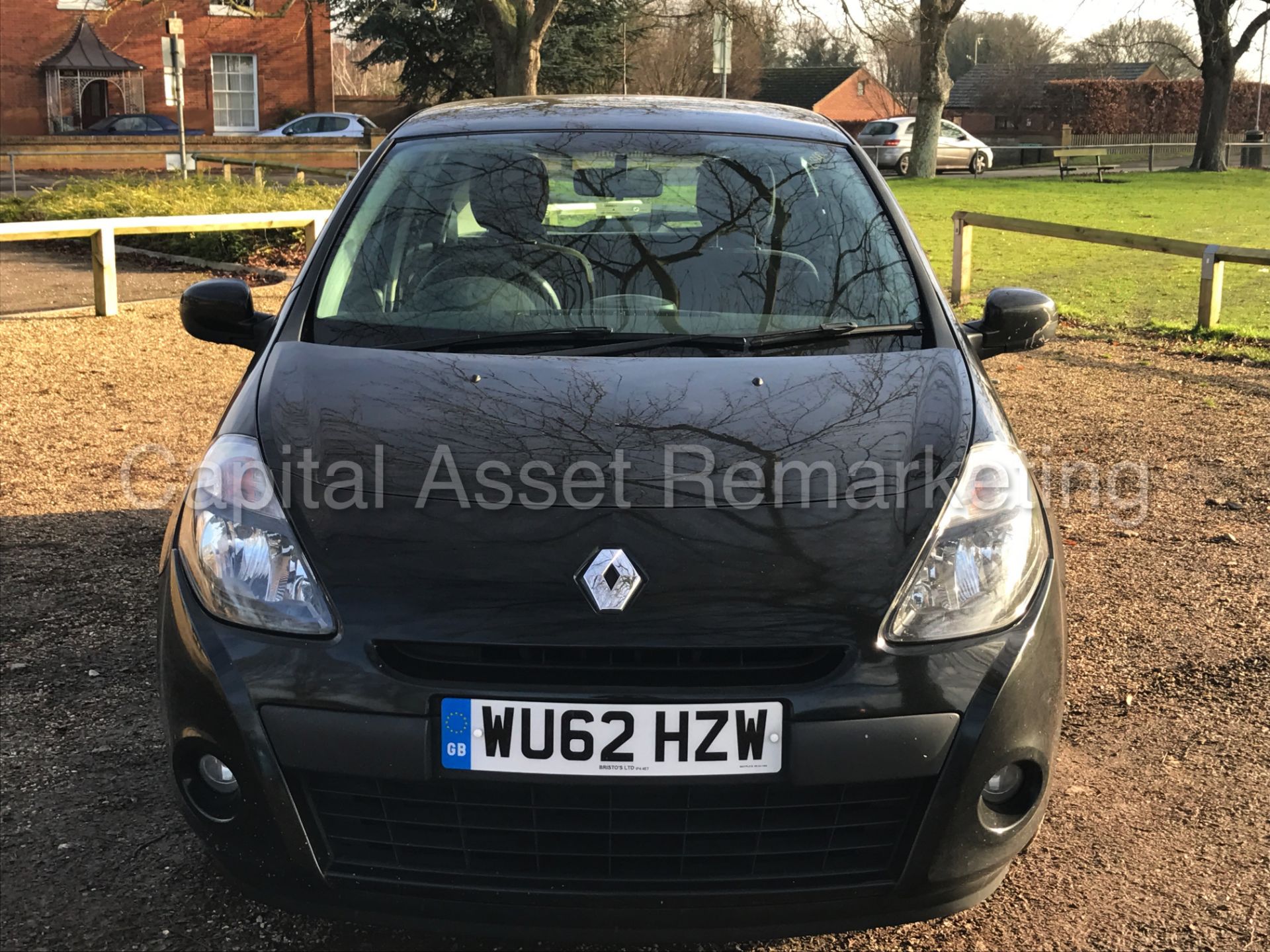 RENAULT CLIO 'EXPRESSION PLUS' (2013 MODEL) '1.5 DCI - A/C - ELEC PACK' (1 OWNER FROM NEW) 60 MPG+ - Bild 3 aus 22