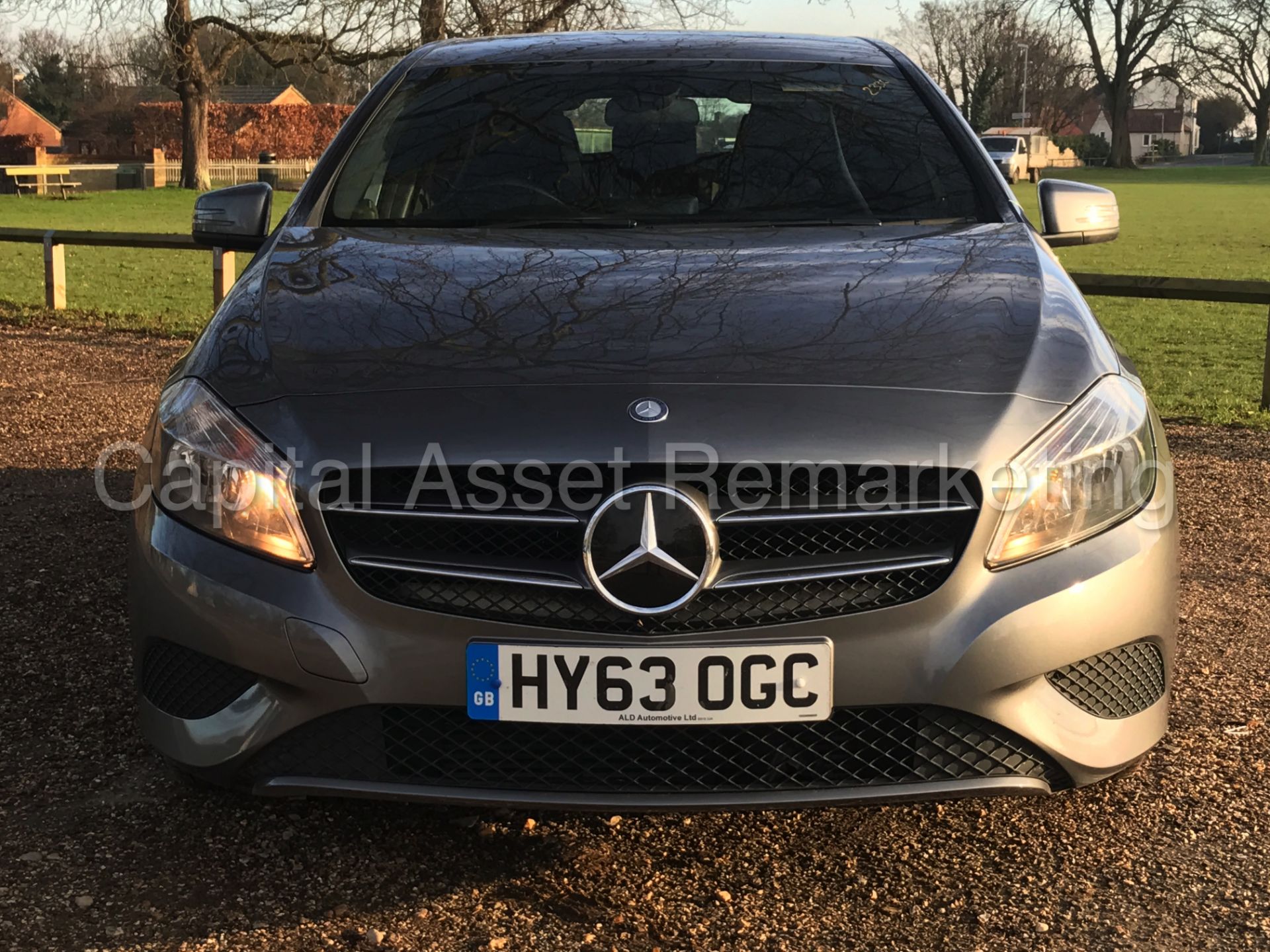 MERCEDES-BENZ A180 CDI 'SPECIAL EQUIPMENT' (2014 MODEL) 'STOP / START' *65 MPG+* (1 OWNER FROM NEW) - Bild 3 aus 25