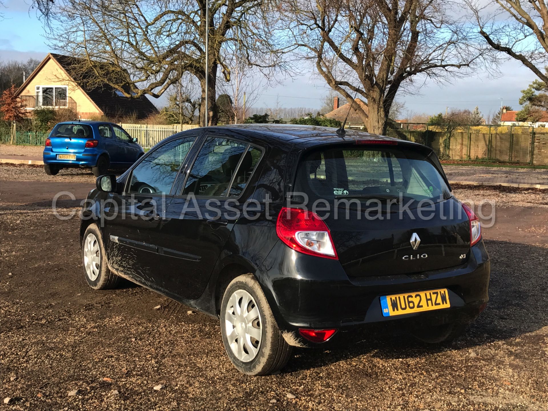 RENAULT CLIO 'EXPRESSION PLUS' (2013 MODEL) '1.5 DCI - A/C - ELEC PACK' (1 OWNER FROM NEW) 60 MPG+ - Image 6 of 22