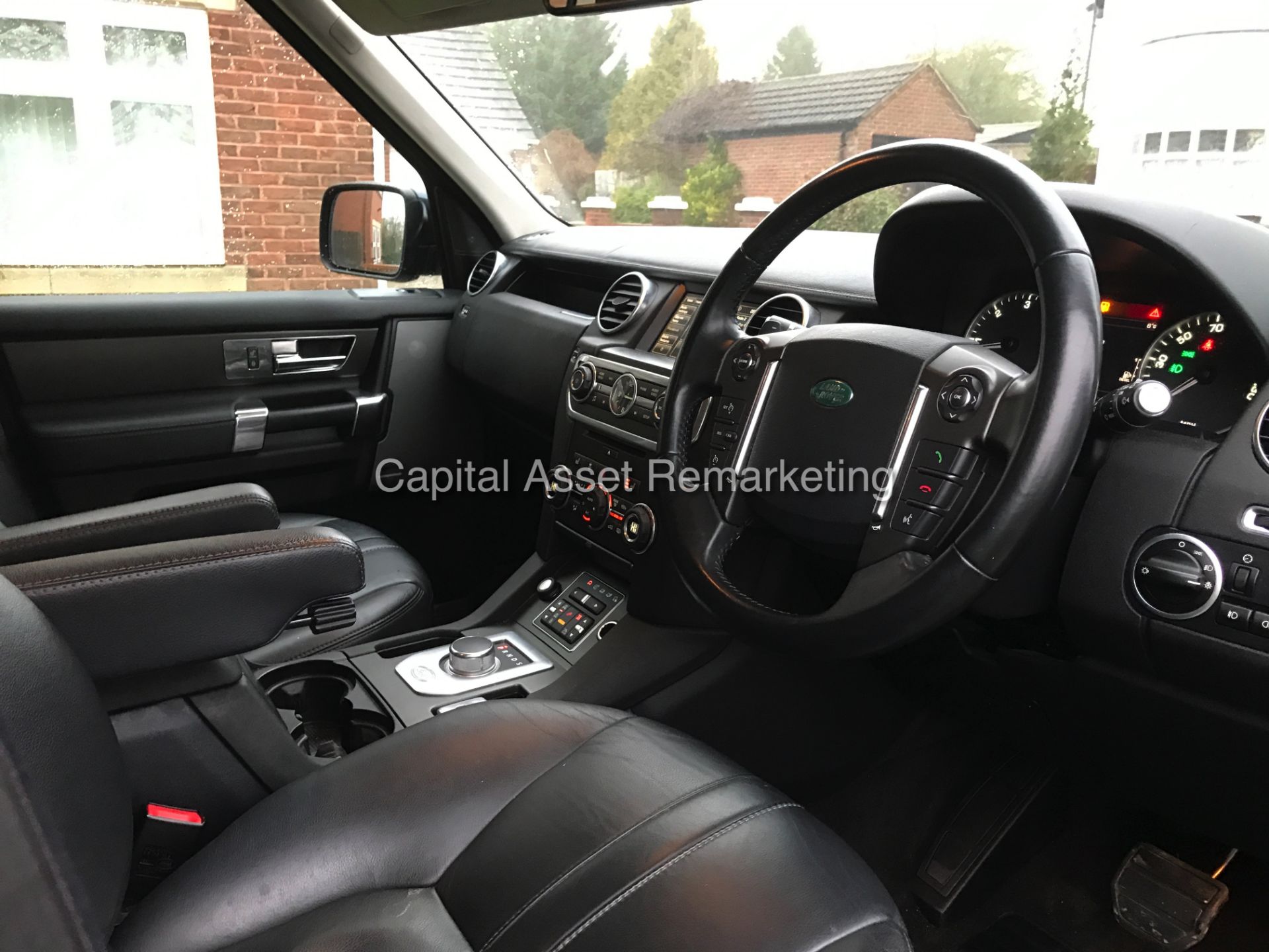 LANDROVER DISCOVERY 3.0 "SDV6 - XS" AUTO (2013 MODEL) 1 OWNER - LOW MILES / FSH - NAV - LEATHER - Image 9 of 21