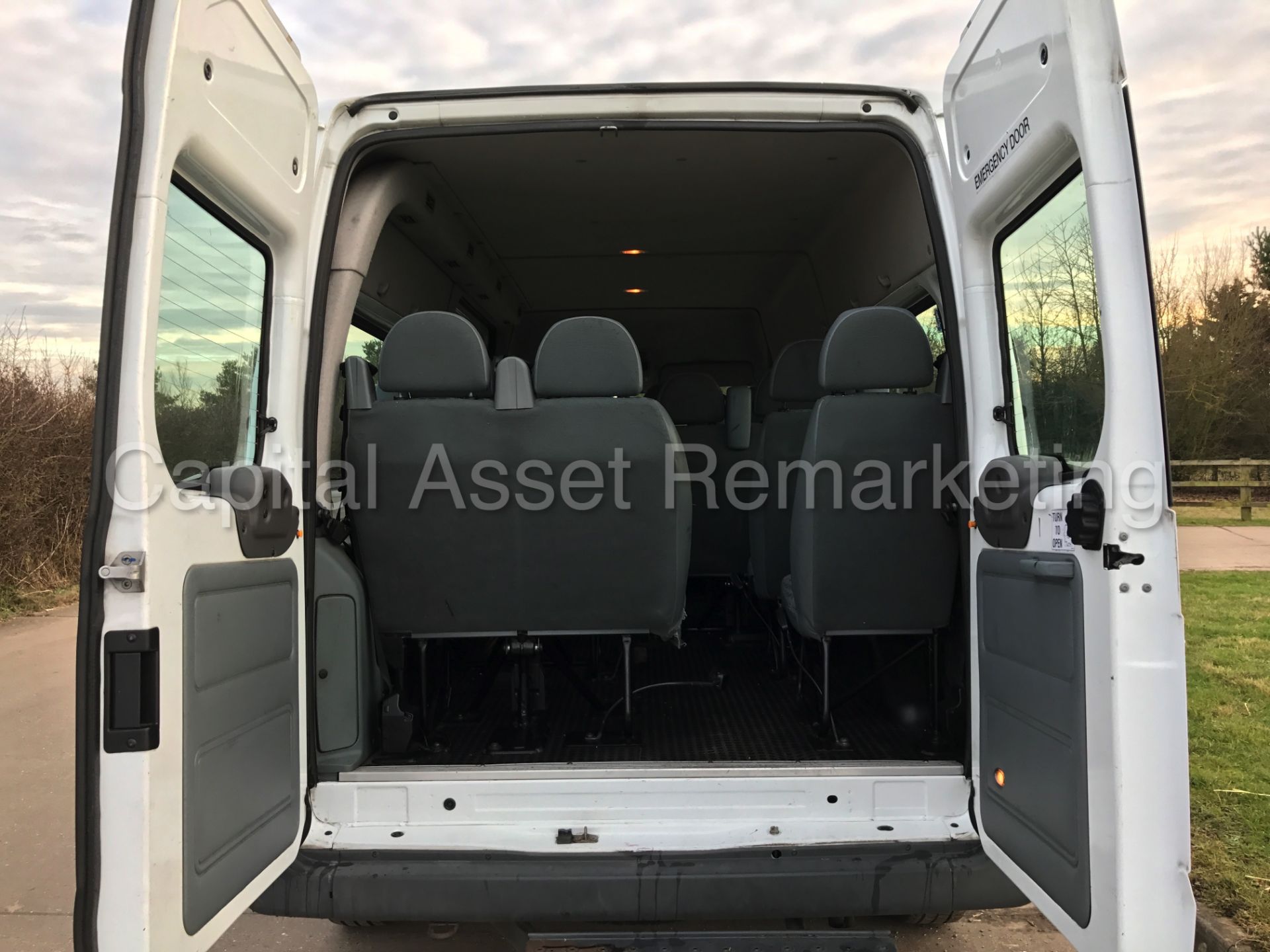 (On Sale) FORD TRANSIT 100 T350 RWD '15 SEATER BUS' (2008) '2.4 TDCI - LWB' **LOW MILES** (NO VAT) - Image 11 of 26