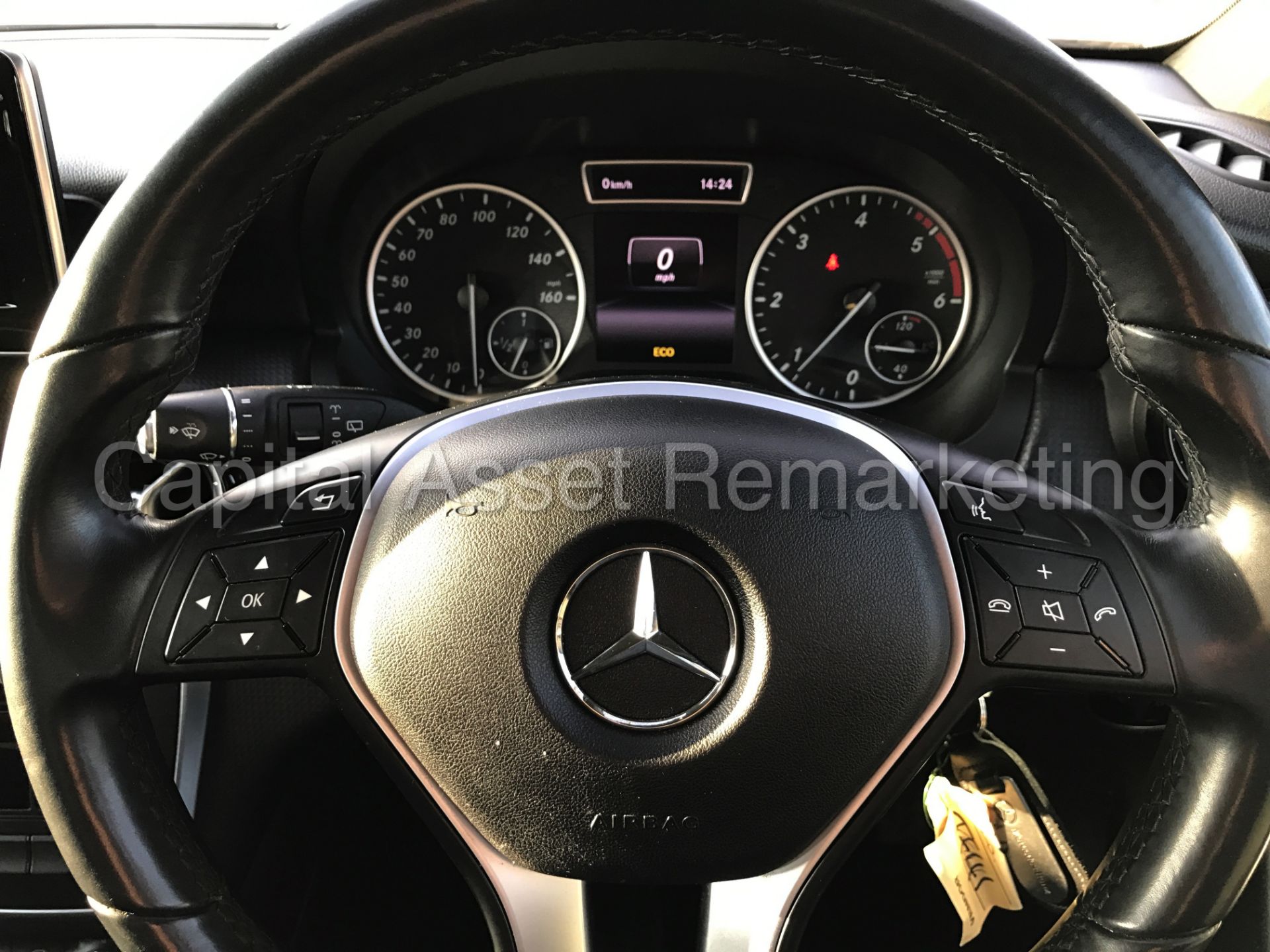 MERCEDES-BENZ A180 CDI 'SPECIAL EQUIPMENT' (2014 MODEL) 'STOP / START' *65 MPG+* (1 OWNER FROM NEW) - Bild 24 aus 25