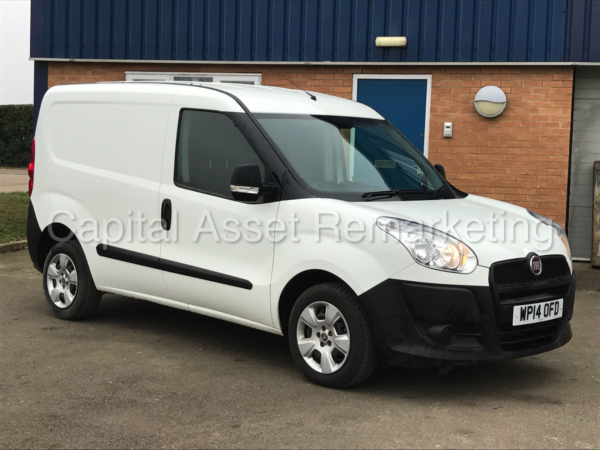 FIAT DOBLO 16V SWB (2014) '1.3 MULTI-JET - DIESEL - 5 SPEED' (1 COMPANY OWNER) **LOW MILES** - Image 7 of 19