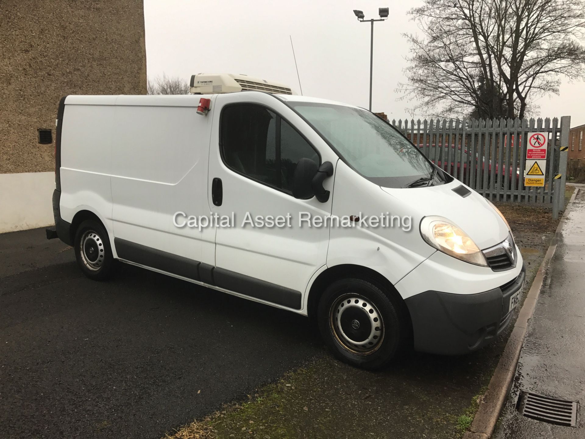 VAUXHALL VIVARO 2.0CDTI (115) "FRIDGE VAN" (2013 MODEL) 1 OWNER - GREAT SPEC- TEMPERATURE CONTROLLED