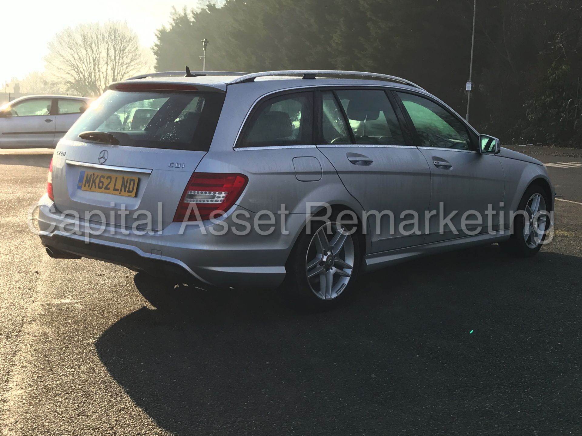 MERCEDES-BENZ C220 CDI 'AMG SPORT' (2013 MODEL) '5 DOOR ESTATE - LEATHER - SAT NAV' (FULLY LOADED) - Image 7 of 27