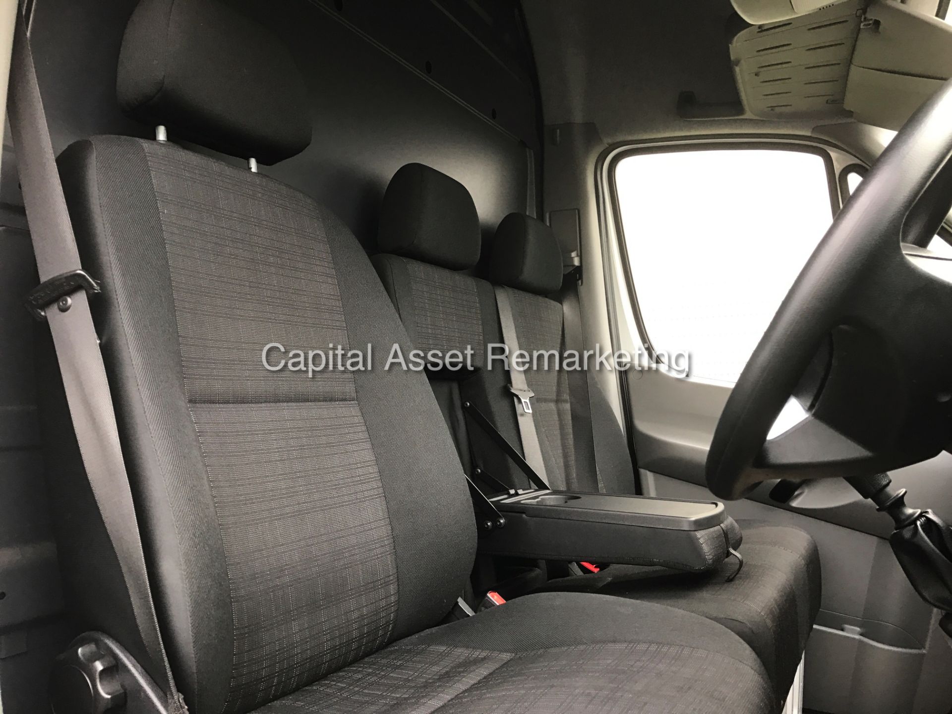 MERCEDES SPRINTER 313CDI "130BHP-6 SPEED" LWB HI TOP (2015 MODEL -NEW SHAPE) 1 OWNER - LOW MILES FSH - Image 11 of 18