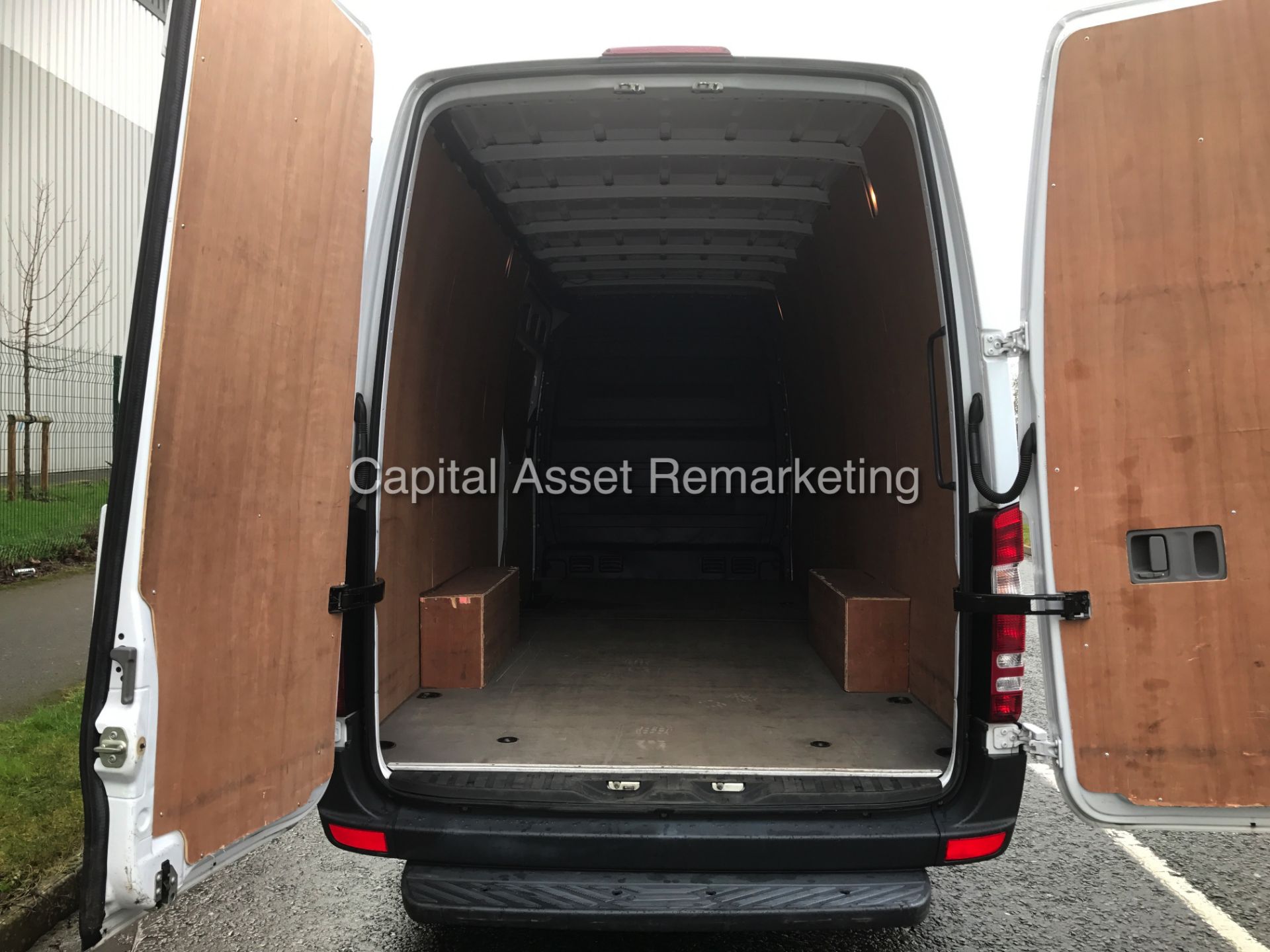 MERCEDES SPRINTER 313CDI "130BHP-6 SPEED" LWB HI TOP (2015 MODEL -NEW SHAPE) 1 OWNER - LOW MILES FSH - Image 18 of 18